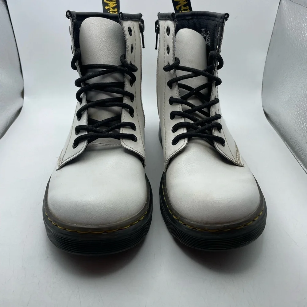 Dr. Martens Zavalaj Kids White Lace-Up Boots size 3